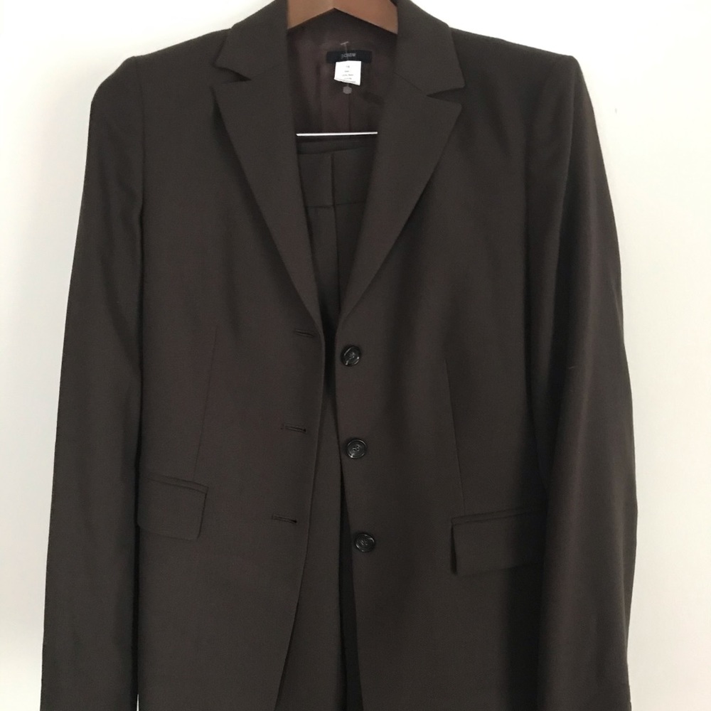 J. Crew Lady’s Brown Dress Suit Size T8